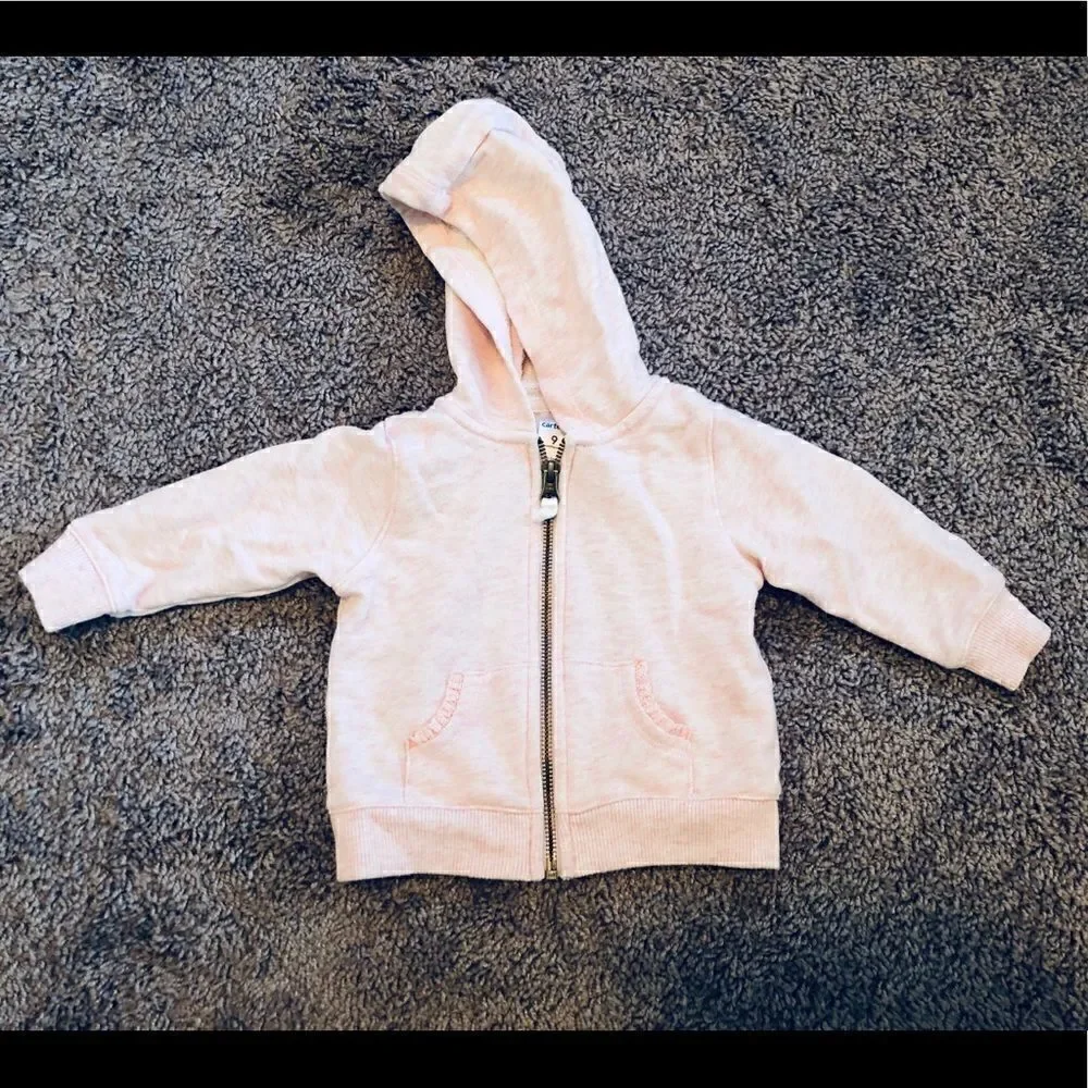 Carter’s 9mon hoodie in EUC